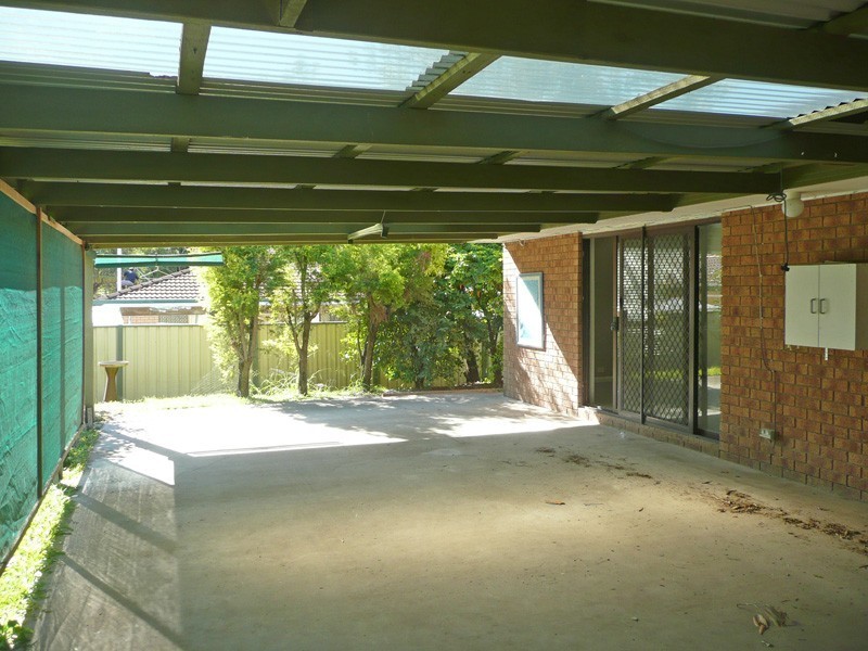 19 Thornburgh St, Oxley QLD 4075