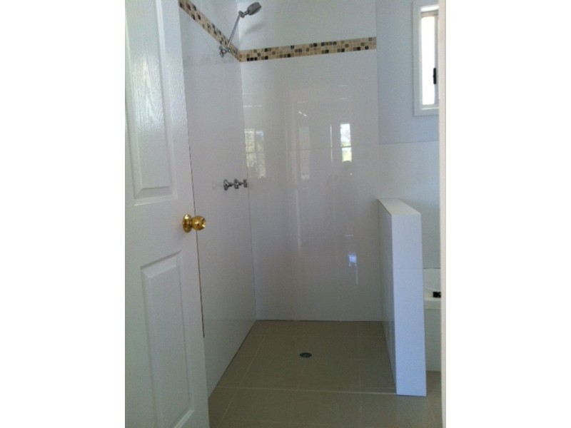 406 Cliveden Ave, Corinda QLD 4075