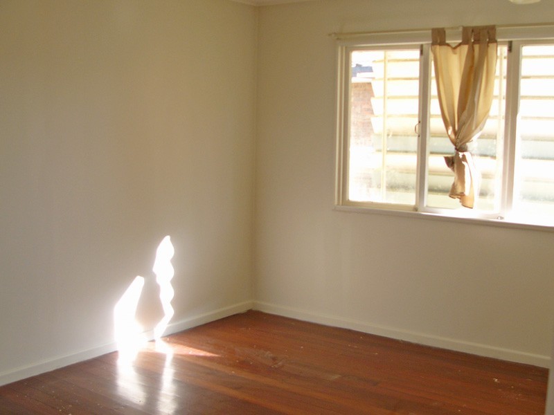 32 Lawson Street, Oxley QLD 4075