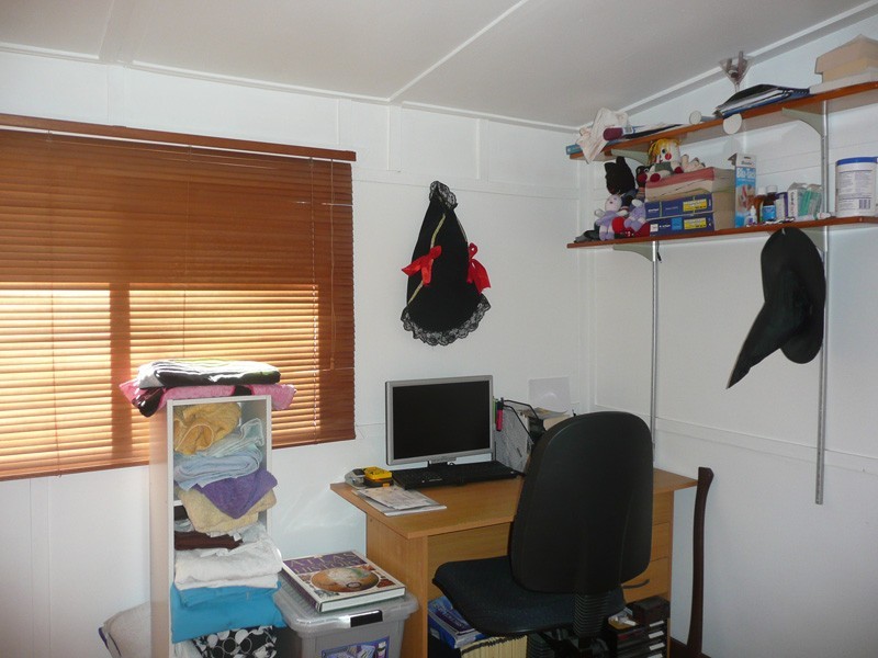 101 Englefield Rd, Oxley QLD 4075
