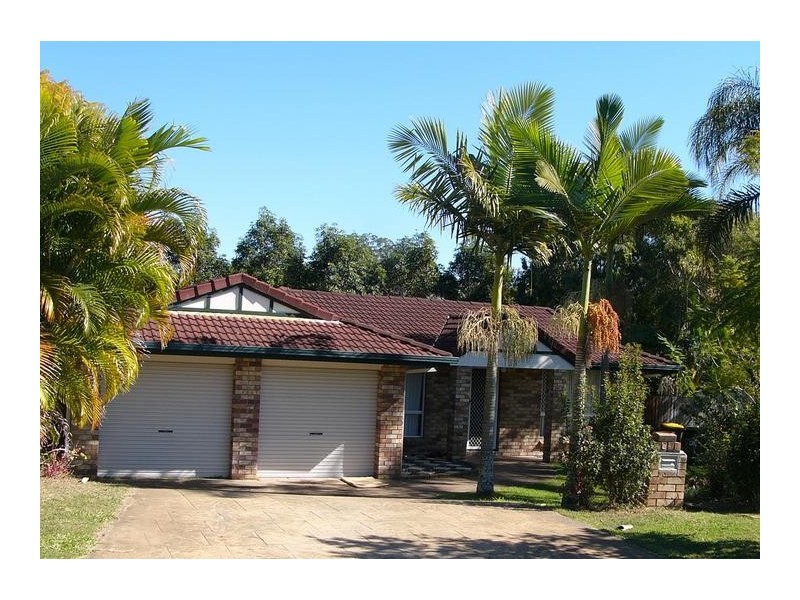 3 Norfolk Place, Seventeen Mile Rocks QLD 4073