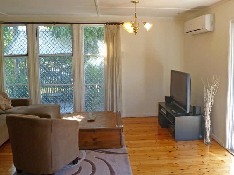 59 Wau Rd, Darra QLD 4076