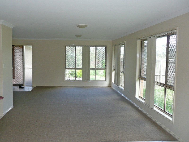 9 Turnberry Close, Oxley QLD 4075