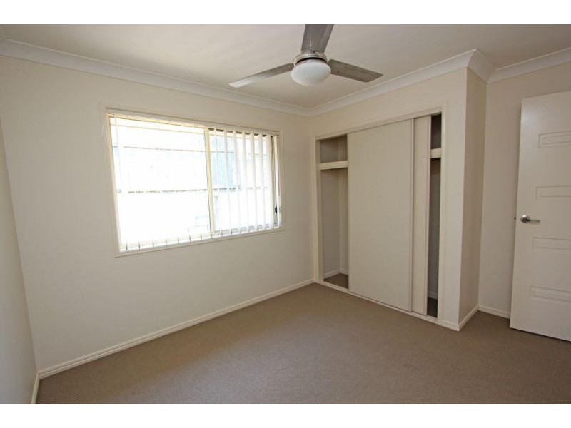 11 Michael Pl, Oxley QLD 4075