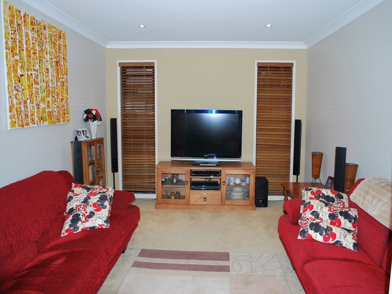 4 Nullarbor Circuit, Forest Lake QLD 4078