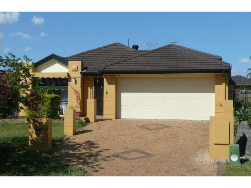 8 Pinehurst Place, Oxley QLD 4075