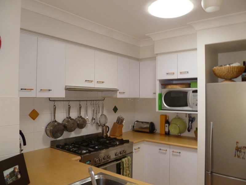 8 Pinehurst Place, Oxley QLD 4075