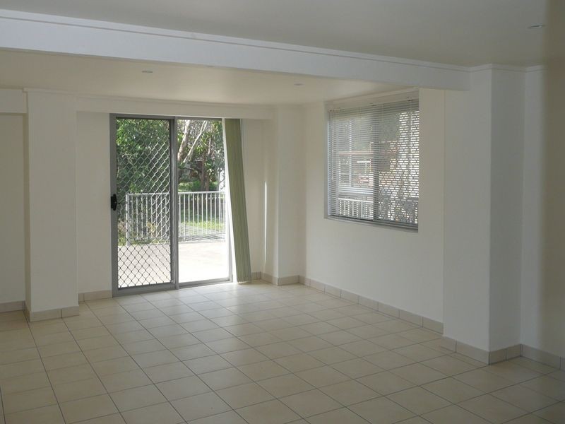 207 Englefield Rd, Oxley QLD 4075