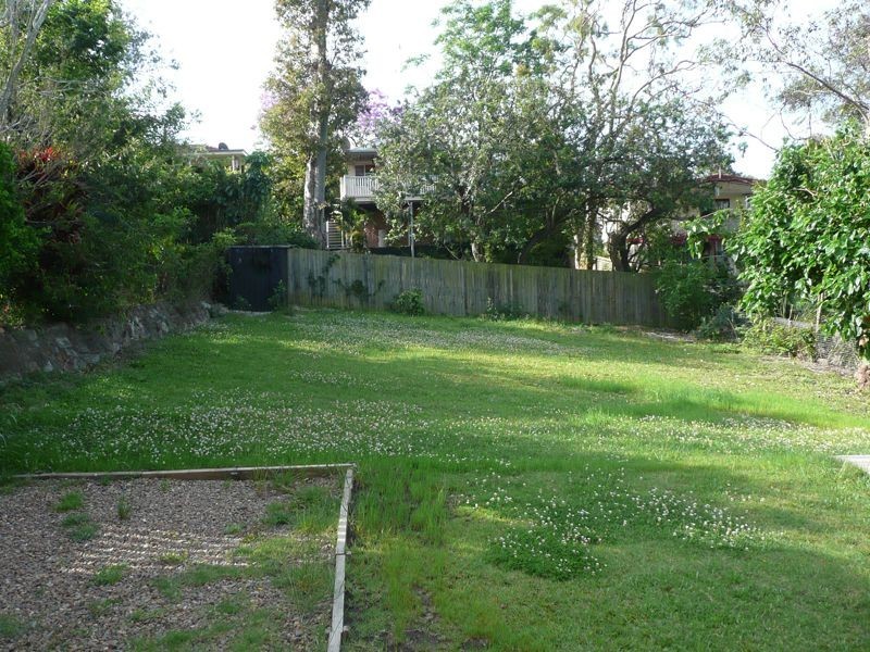 207 Englefield Rd, Oxley QLD 4075