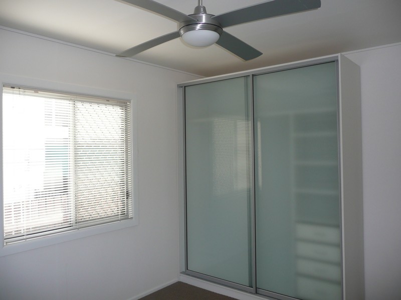 207 Englefield Rd, Oxley QLD 4075