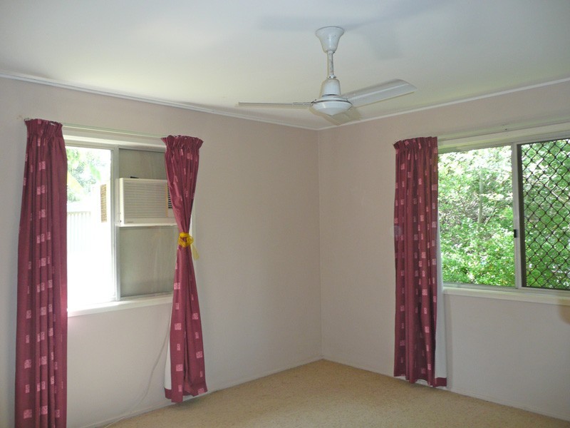 87 Muirlea St, Oxley QLD 4075