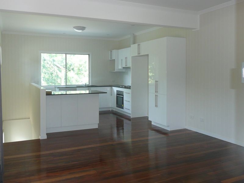 68 Bayford St, Oxley QLD 4075