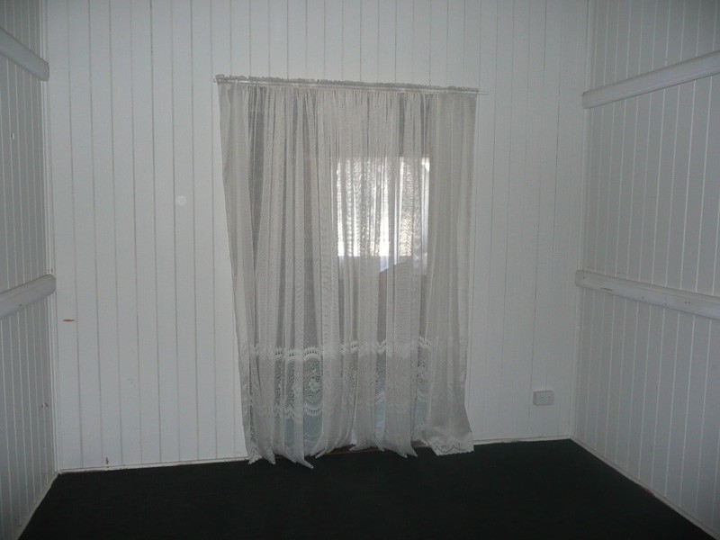 23 Irwin Tce, Oxley QLD 4075