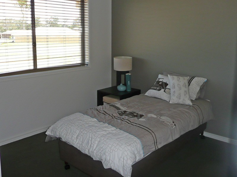 04 Grandview Pl, Oxley QLD 4075