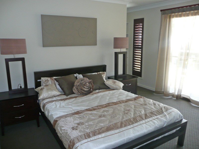 04 Grandview Pl, Oxley QLD 4075