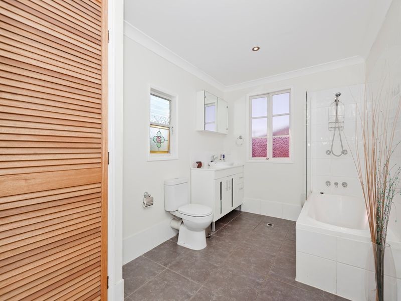 69 Marshall Rd, Rocklea QLD 4106