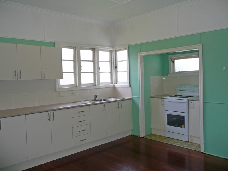 32 Premier St, Oxley QLD 4075