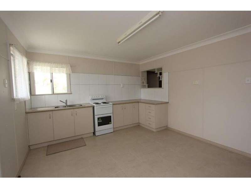 76 Gordon Ave, Darra QLD 4076