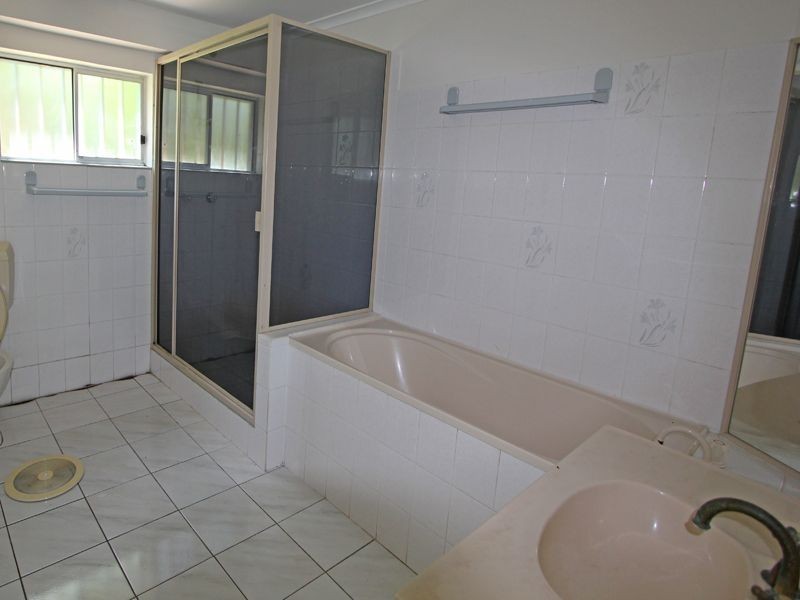 63 Julie Rd, Ellen Grove QLD 4078