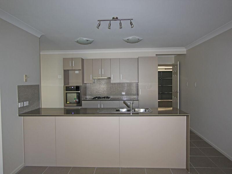 28 Thanbarran Pl, Inala QLD 4077