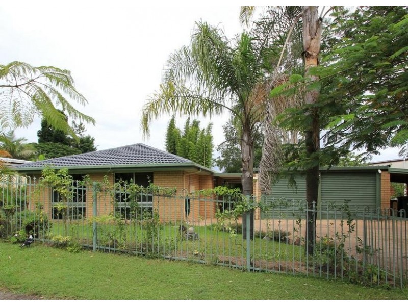 3 Skirmish St, Seventeen Mile Rocks QLD 4073