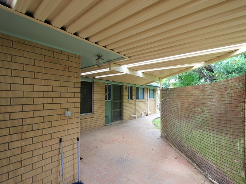 3 Skirmish St, Seventeen Mile Rocks QLD 4073