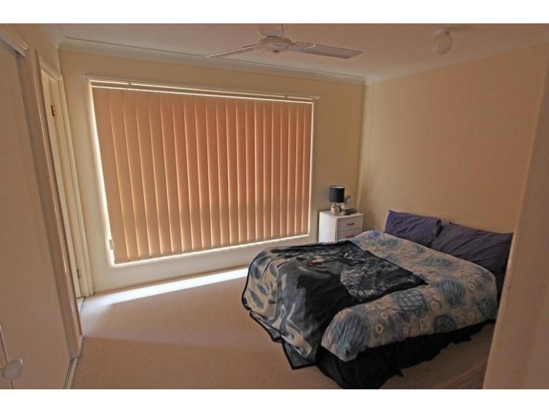 48 Glasshouse Crescent, Forest Lake QLD 4078