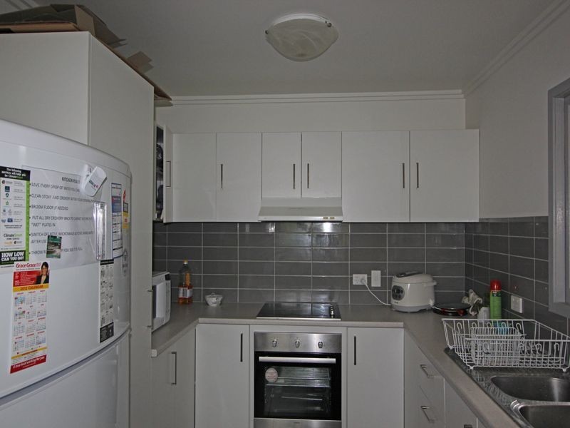 15 Lawson St, Oxley QLD 4075