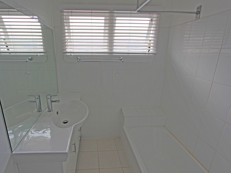 42 Kendall Street, Oxley QLD 4075