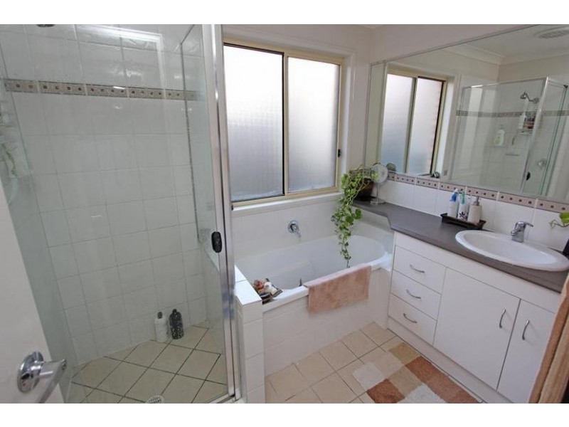 23 Uluru Place, Forest Lake QLD 4078