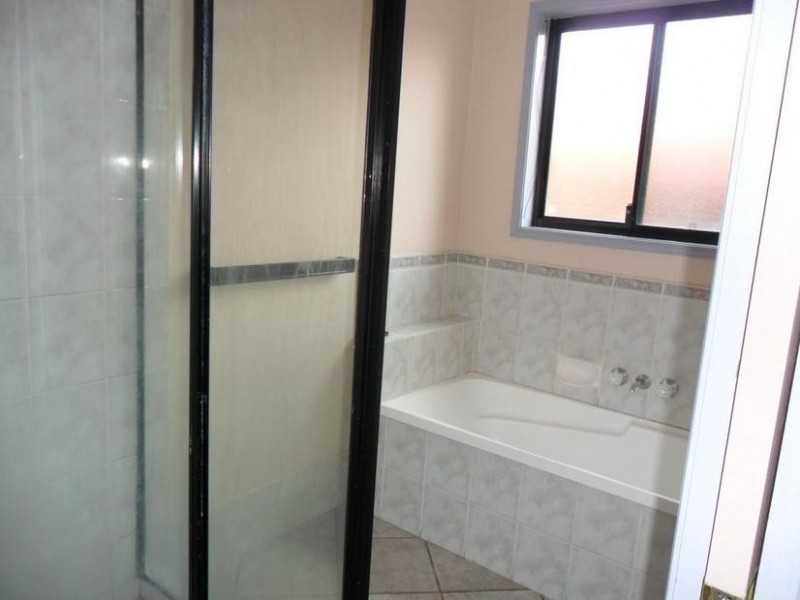 54 Augusta Crescent, Forest Lake QLD 4078