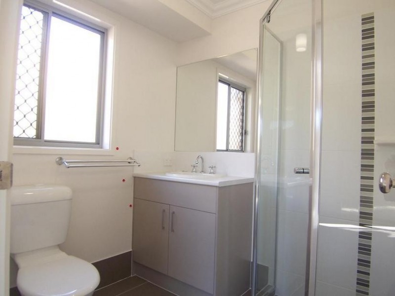 2 Cobbin Circ, Redbank Plains QLD 4301