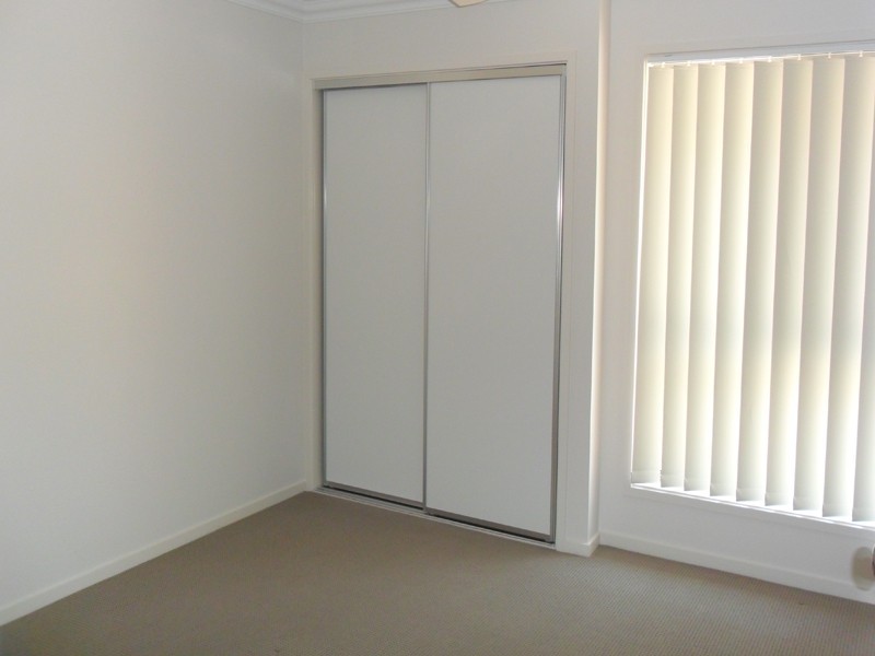 2 Cobbin Circ, Redbank Plains QLD 4301