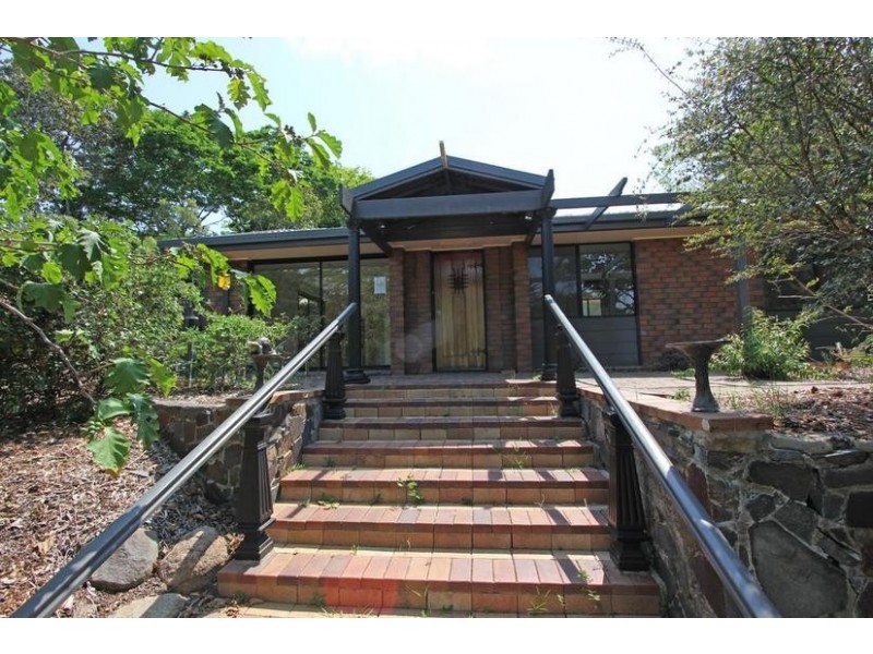 1 Lombardo Court, Fig Tree Pocket QLD 4069