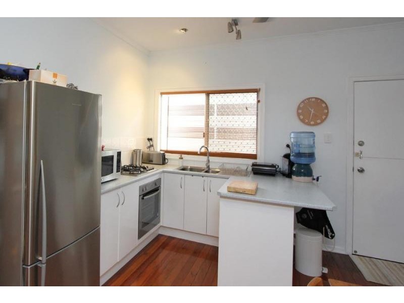 72 Irwin Tce, Oxley QLD 4075