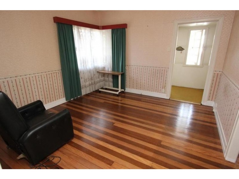 108 Oxley Station Road, Oxley QLD 4075