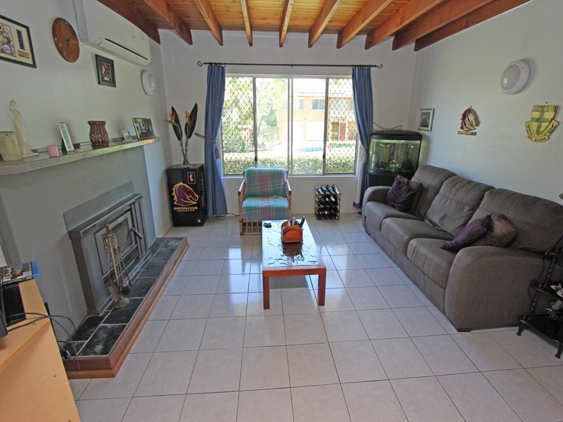 27 Aldersgate Street, Oxley QLD 4075