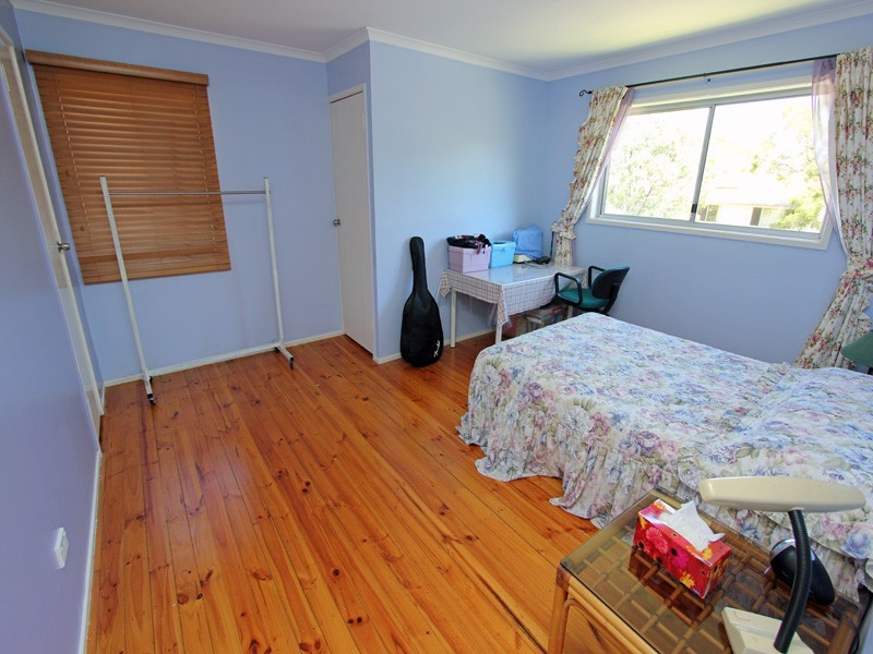 27 Aldersgate Street, Oxley QLD 4075