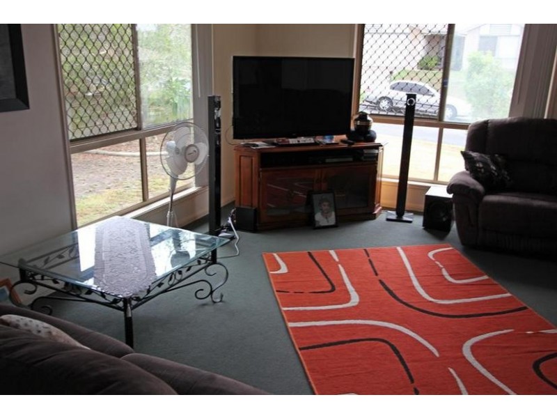 9 Brodie Court, Hillcrest QLD 4118