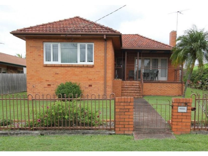 11 Premier Street, Oxley QLD 4075