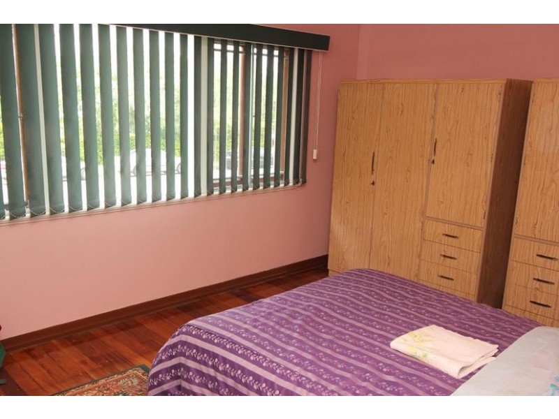 11 Premier Street, Oxley QLD 4075