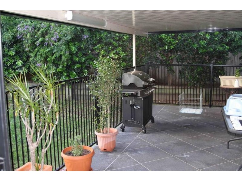 11 Green Close, Durack QLD 4077