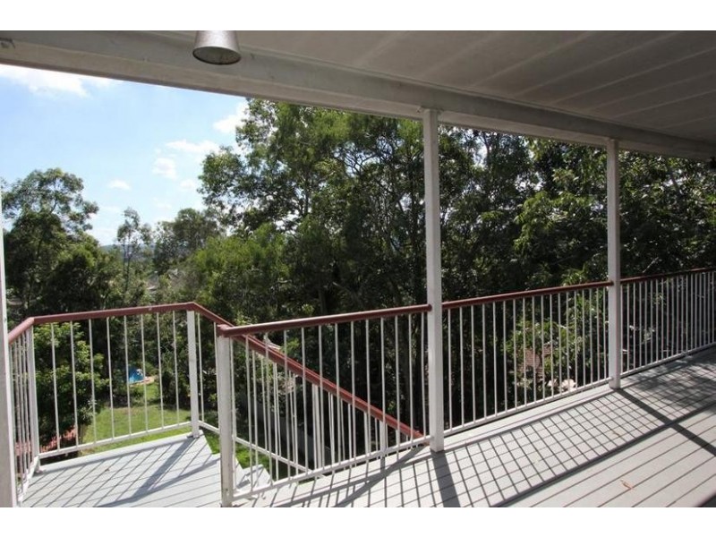 120 Fort Rd, Oxley QLD 4075