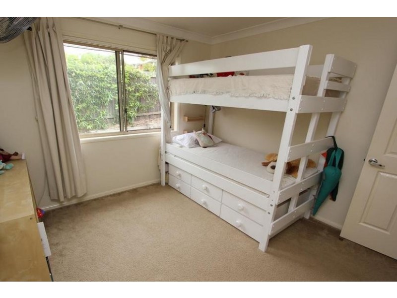 2 Rhonda Place, Oxley QLD 4075