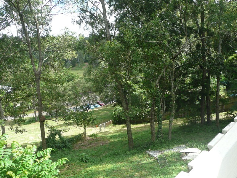 60 Blackheath Road, Oxley QLD 4075