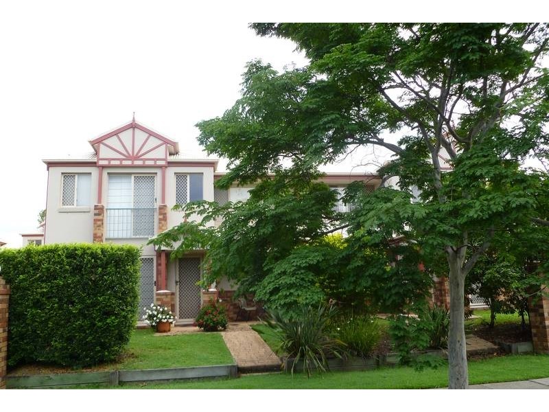 1/3 Kendall St, Oxley QLD 4075