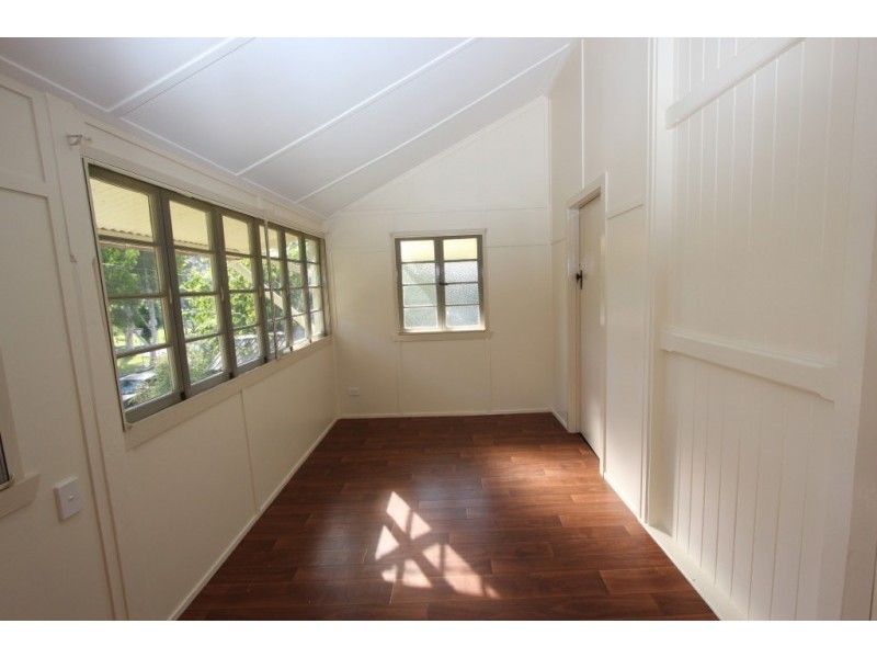 68 Mabel Street, Oxley QLD 4075