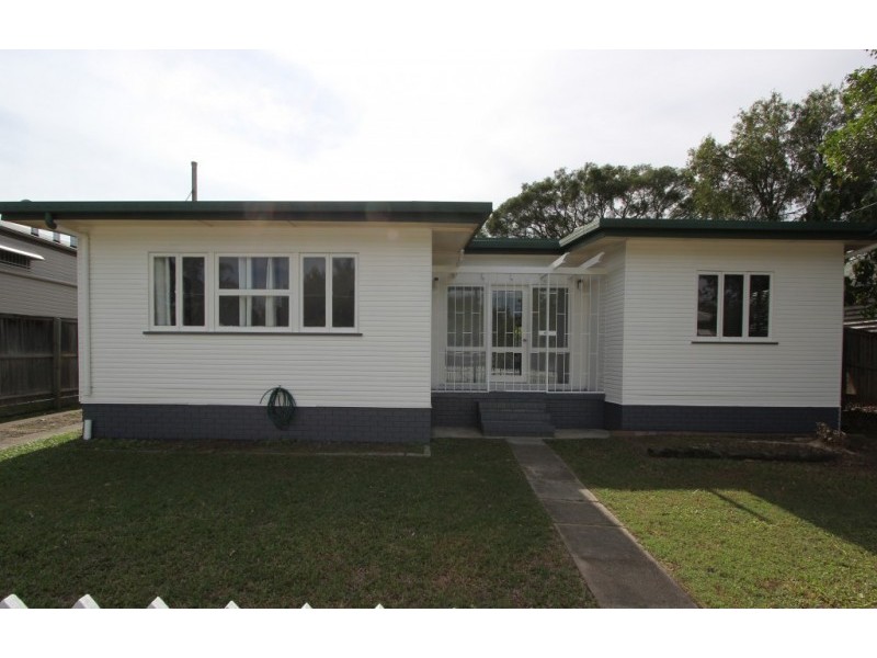 6 Calston St, Oxley QLD 4075