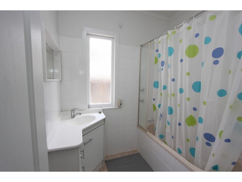 6 Calston St, Oxley QLD 4075