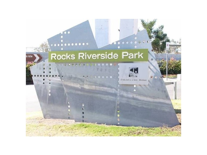 24 Argyle Street, Seventeen Mile Rocks QLD 4073